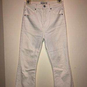 Abercrombie & Fitch High Rise Ankle Flare Jeans White Size 26/2